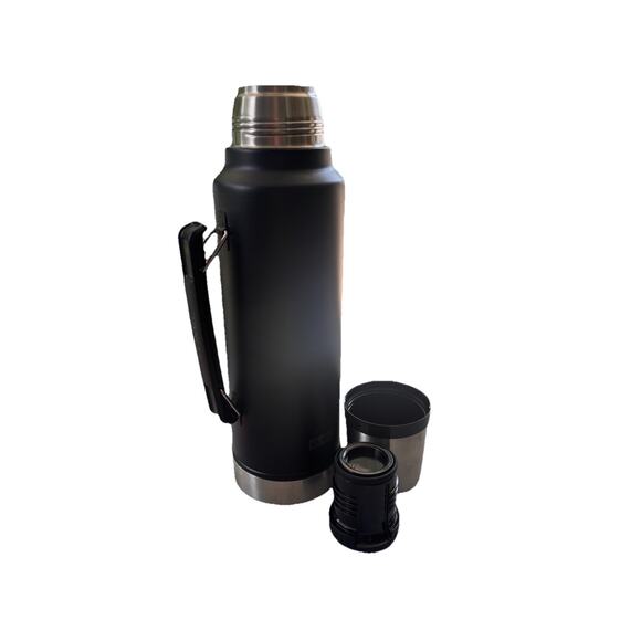 Stanley Adventure Stainless Steel Vacuum Bottle, 1.4 qt, BRAND NEW - MATTE BLACK - Picture 6 of 6